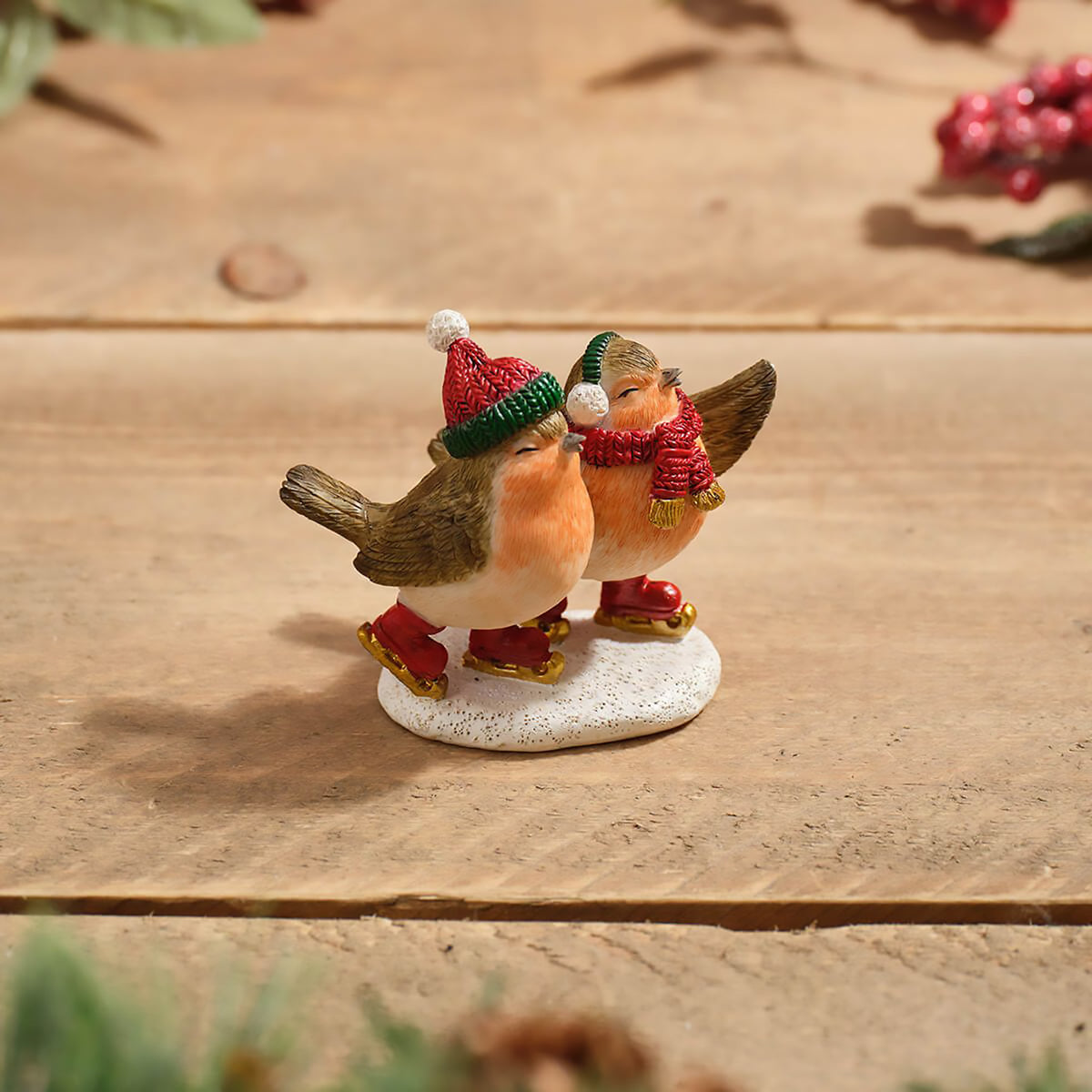 Christmas Decoration | Skating Robins