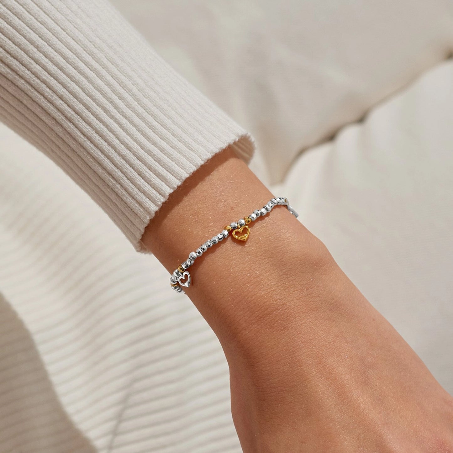 Christmas Confetti A Little 'Wonderful Mum' Bracelet