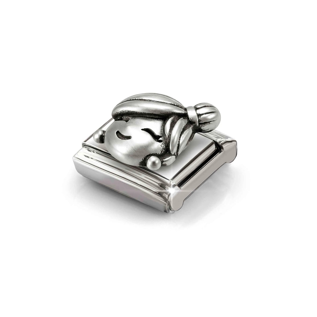 Raised Grandmother Link | Silver