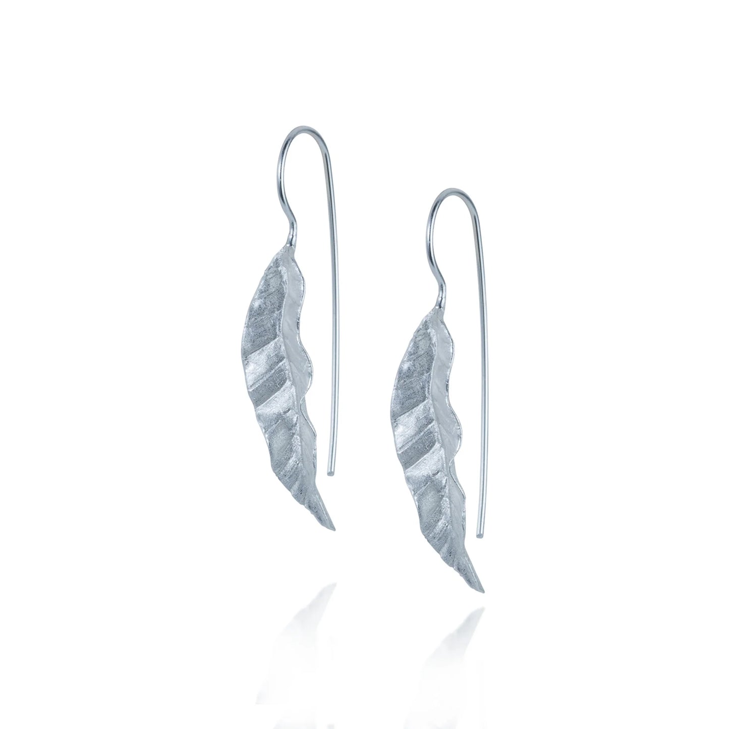 Silver satin banana leaf shaped threader earrings