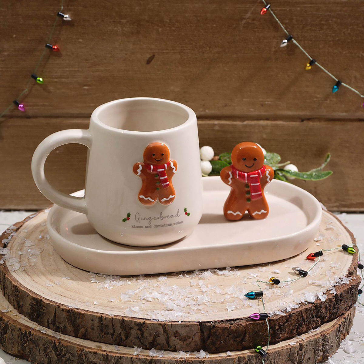 Christmas Gingerbread Kisses | Ceramic Mug & Saucer