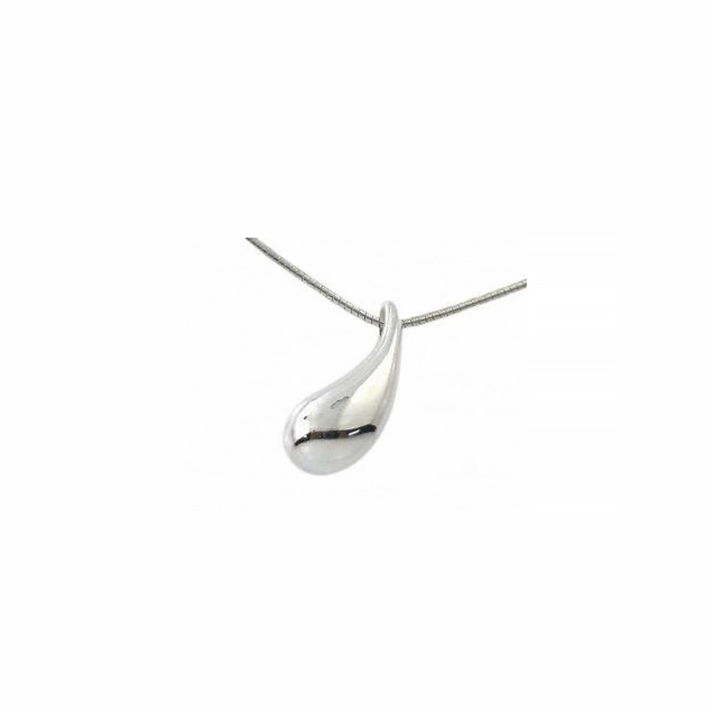 Silver curved teardrop pendant