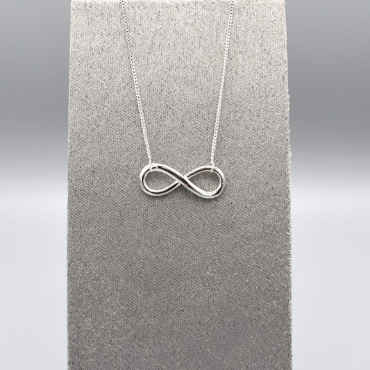 In-Line Infinity Silver Necklace