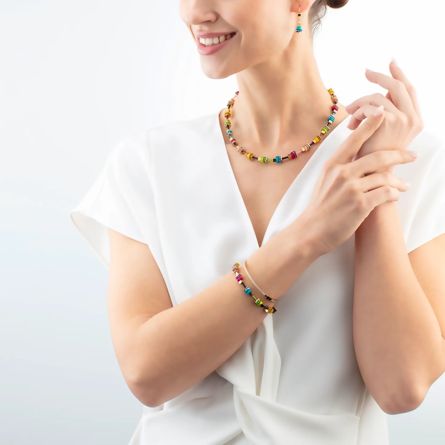 Eternal Love Medium Gold | Bangle