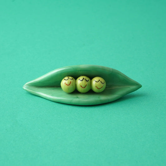 Glass Figurine Ornament | Peas in a Pod