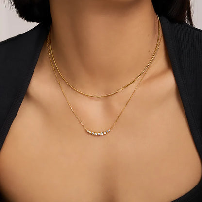 Graduated Bezel-Set Gold | Necklace