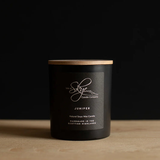 Isle of Skye large tumbler candle in the scent juniper