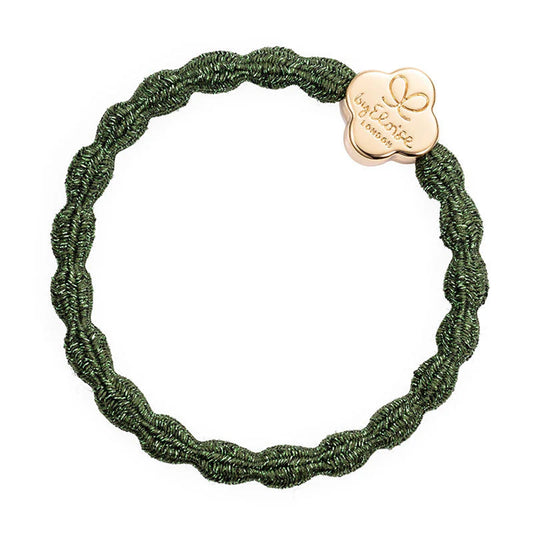 Metallic dark green coloured bubble shaped hair tie with gold quatrefoil charm