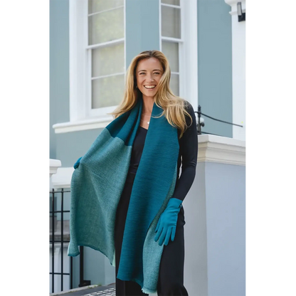 Model wearing ribbed colour block scarf in blue