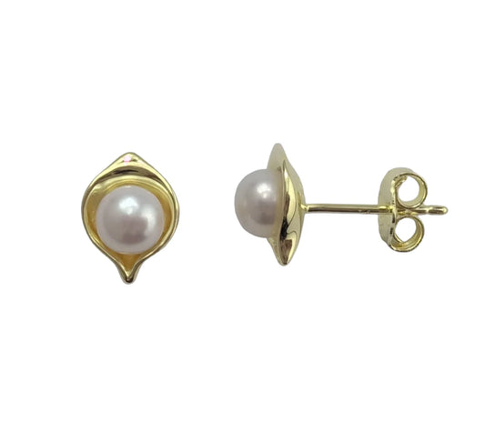 Gold leaf shaped stud earrings with white freshwater pearls in the centres