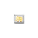 A Nomination charm link featuring a plain gold elephant wearing a blanket