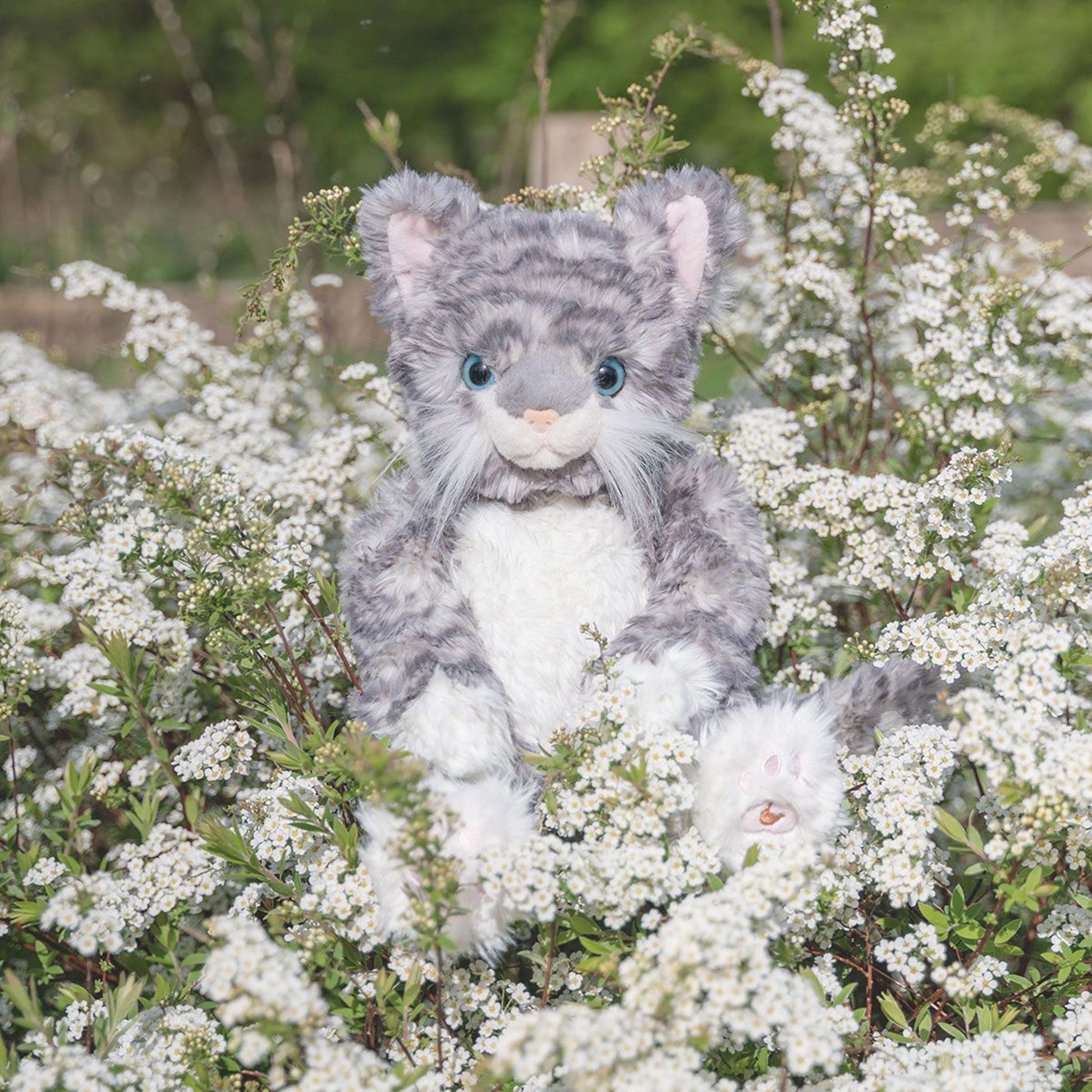 Stuffed cat plush toy with the Wrendale emblem embroidered on its foot lifestyle