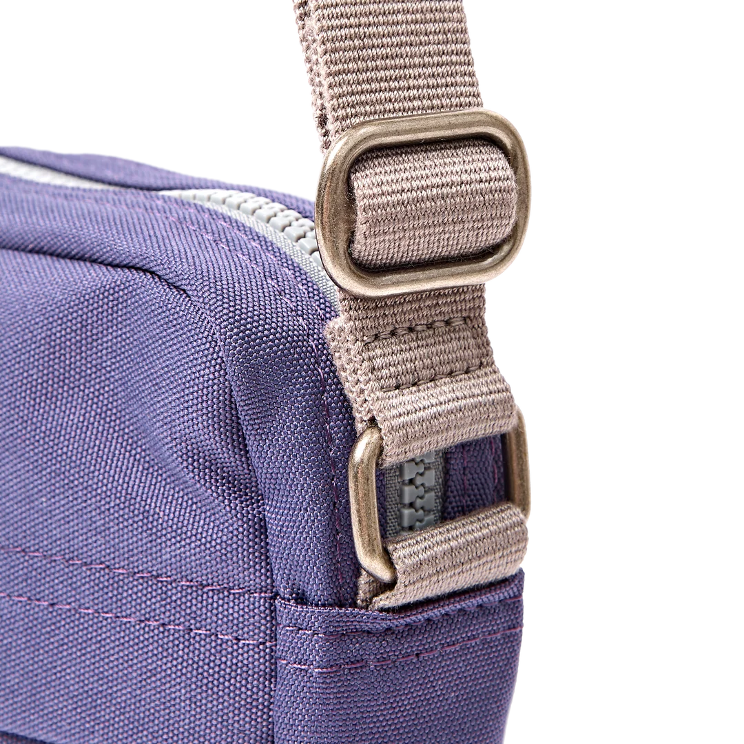 Bond Crossbody Bag in Oceana