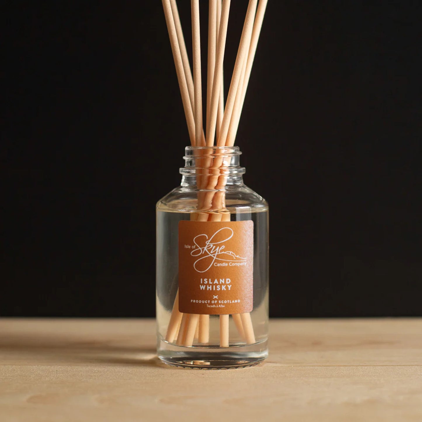 Island whisky scented glass reed diffuser 