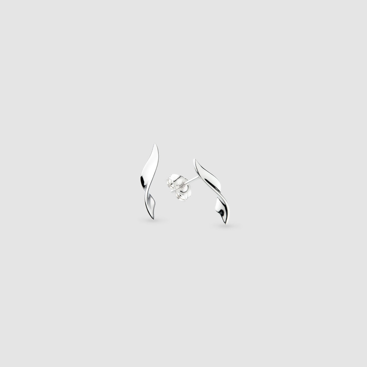 Serenity Curve Small | Studs