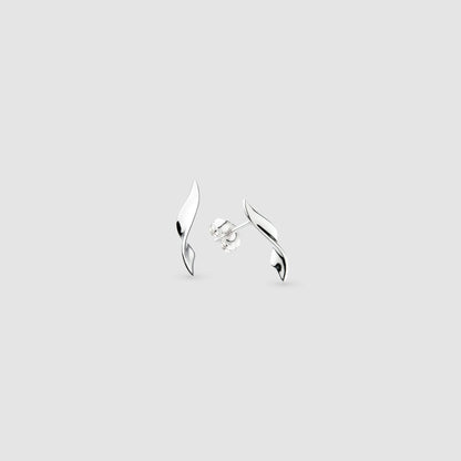 Serenity Curve Small | Studs