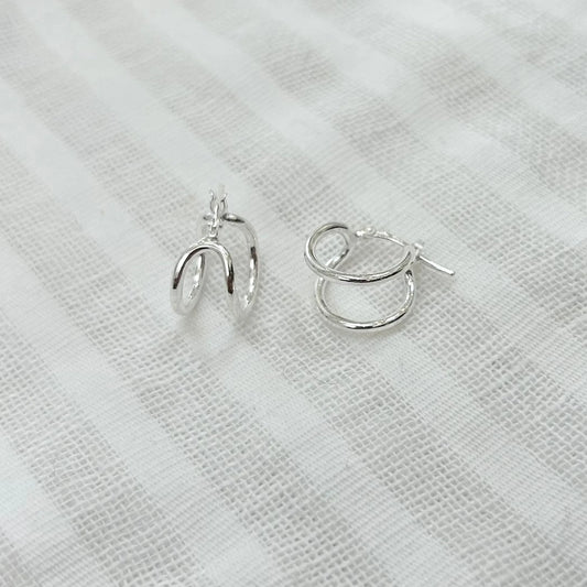 Small Two Wire Hoop | Earrings