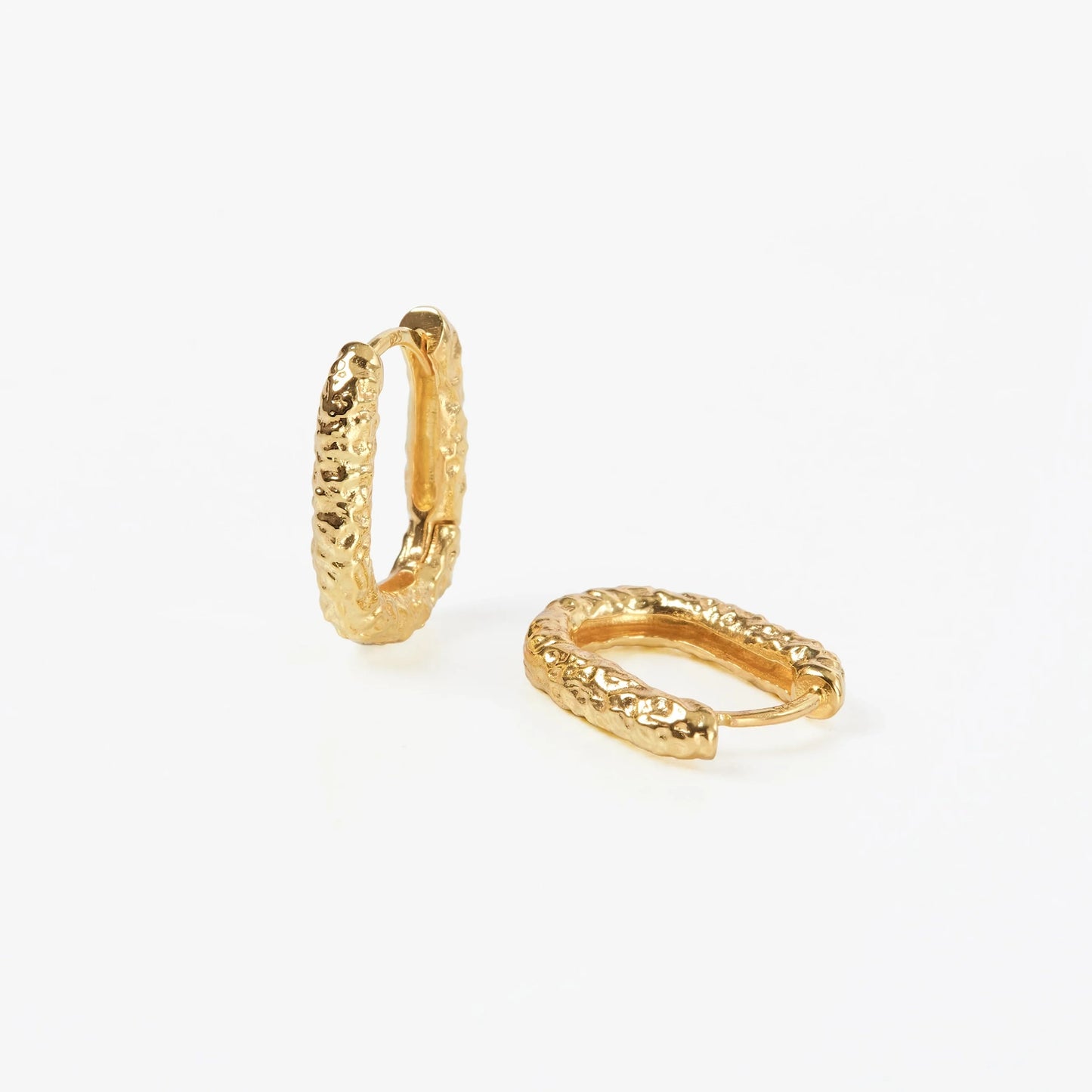 Textured Oval Huggie Gold | Earrings