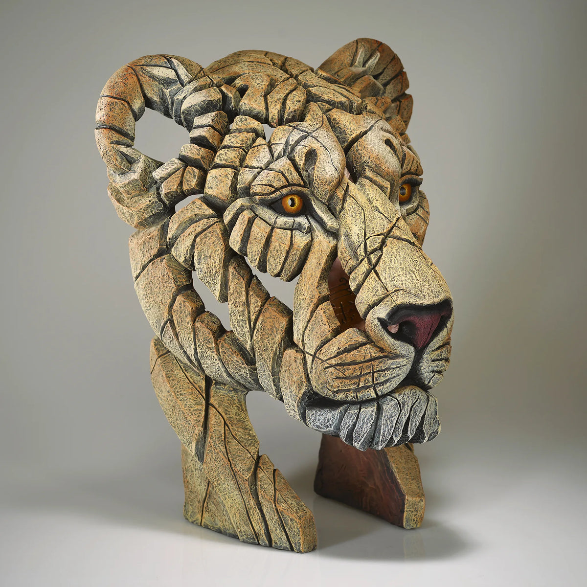 Yuna the Lioness Bust | Sculpture